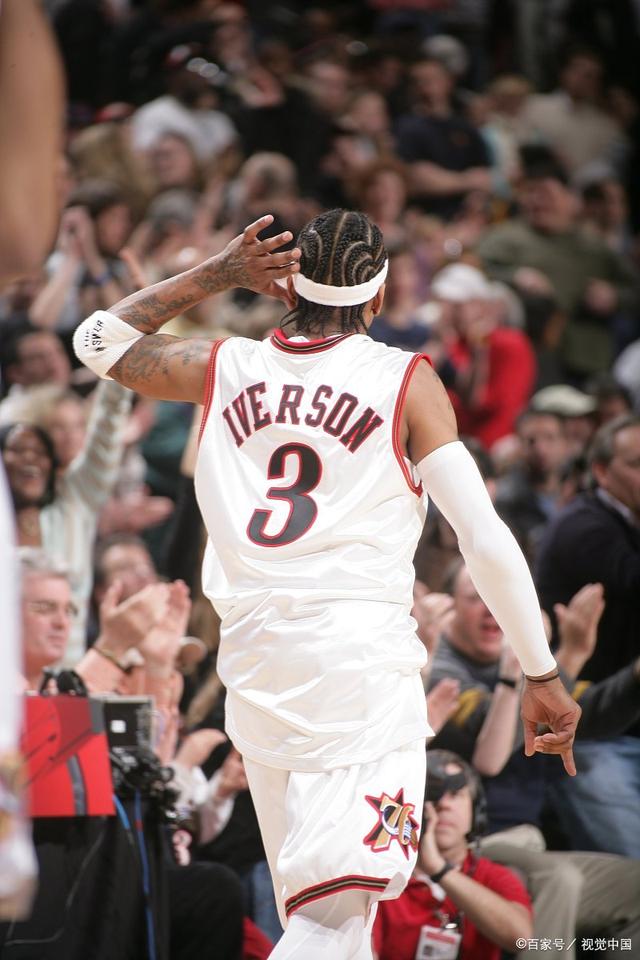 后卫回收更 后卫回收更